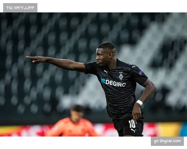 国际米兰主场三球完胜距20冠一步之遥，劳塔罗缺阵无碍七连胜强势